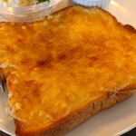 icoi.d'cafe - アーモンドトースト