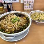 東龍 - サンマーメン980円      半チャーハン350円