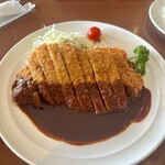 上野精養軒 本店レストラン - ポークカツレツ！巨大。