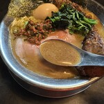 RAMEN HITONI YASASHIKU - 【ラーメン＝スープ】