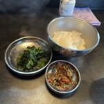 RAMEN HITONI YASASHIKU - 【tp菠薐草×ニラ辛×白めし】