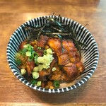 あつた蓬莱軒 - 次は海苔と薬味