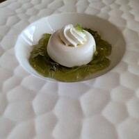 DINING & BAR TABLE 9 TOKYO - 