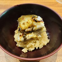 AKAI - 【写真③】炭火焼き鮎(宇佐川)の飯蒸し