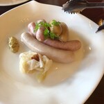 シュトゥーベン・オータマ - ソーセージ盛合わせのハーフ(´∀｀)⭐️