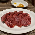 焼肉 ジャンボ - 