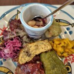 ピッツェリア　リッカ - 前菜はピザのオーダーで500円になります♪