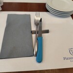 ピッツェリア　リッカ - 取り皿もすでに用意して頂いています