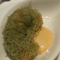 アンフュージョン - カウアイ産 燻製海老のカダイフフリット