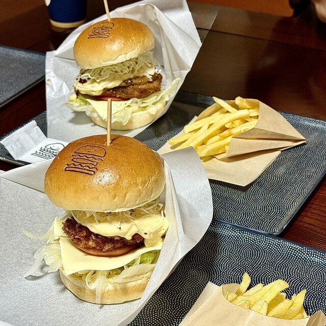 フレーバーズ フィッシュバーガー フレーバーズピンズ ”フィッシュバーガー”/FLAVORS