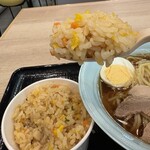 ワールド キッチンズ - 醤油ラーメン､チャーハンセット