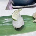 立食い寿司 根室花まる 錦糸町テルミナ店 - たこ　ねっとりとした感じ