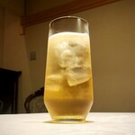 北京料理桂蘭 - プルシアはフランス産のプラムリキュールです(o^^o)