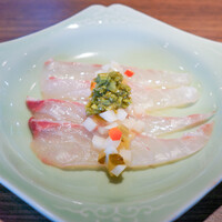 松石 - 前菜：真鯛（宮城）　わらび（山形）