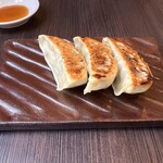 AKIHA麺屋 粋翔 - 今日は餃子3個にしました。　