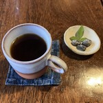 雲水 - 締めのコーヒーと菓子