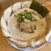 泡系しおとんこつラーメン べらしお 総本店