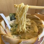 泡系しおとんこつラーメン べらしお 総本店 - 