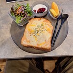 Ree's Cafe - かねふく明太チーズトースト