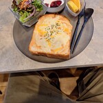 Ree's Cafe - かねふく明太チーズトースト