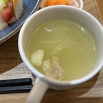 キッチン青海珈琲 - 定食についてくる野菜ポトフスープ