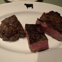 37 Steakhouse & Bar - 