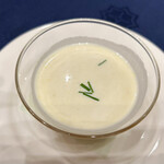 札幌グランドホテル - 北海道産じゃが芋のヴィシソワーズスープ