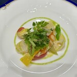 札幌グランドホテル - 北海道産帆立貝とサーモンのディル風味マリネ