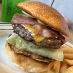 CARLY BURGER - カーリーバーガー1000円