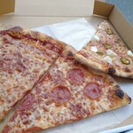 Henry's PIZZA - 