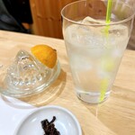 和み家ごはん 明日風 - 生搾りレモンサワー