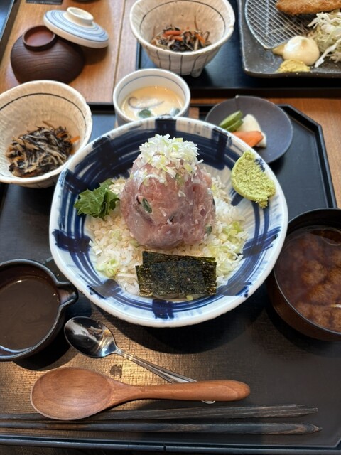 Nakame no Teppen Nagoya Geto Tawa Puraza Ten photo 3