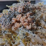 ゴールデンファイブヌードル - 黒ゴマと挽き肉