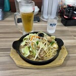 餃子の王将 - 料理写真:鉄鍋焼きチャンポン770円&生ビール451円