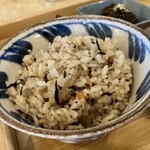 トコナッツグループ 結 - じゅーしー（沖縄の炊込みご飯)✨
ソーキそばのスープを掛けて戴いても最高に美味しい✩⋆*॰¨̮⋆｡˚✨