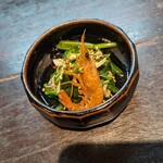 とんかつ comocchi - 小鉢(ほうれん草と小エビ)
