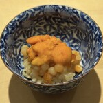 鮨 一二郎 - 雲丹(礼文島)イクラの小丼