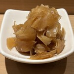 鮨 一二郎 - ガリ