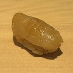 鮨 一二郎 - ホタテ漬け