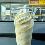 ミニストップ - 料理写真:特盛ソフト 紅はるかソフトミックス 529円