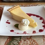 木のぬくもり 丘の上カフェ - 