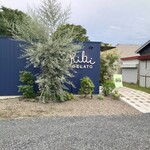 KIBI GELATO - 駐車場からこんにちは