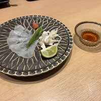 品川 鮨まつもと - てっさと湯引き
                    美味しかった