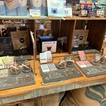 メロウ ブラウン コーヒー - 各種ワンドリップコーヒー豆の香りを嗅げます。