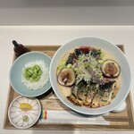 上方レインボー - 大阪イチジクと塩鯖のヤマだぁ（並盛・150g）1800円＋イチジク増し・300円＋焼き塩鯖増し・500円