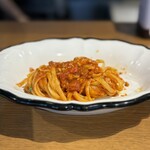 ピッツェリア トラットリア ダ オカピート - ミニトマトだけを使用したソース 蟹の旨味たっぷり