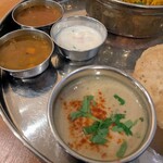 マドライキッチン - ゴアの魚カレー