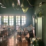 ELEVENSES TEA ROOMS - お化粧室近くのレストランスペース？