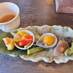 きのこの里 鈴加園 - 熊の手スープ、前菜盛り合わせ　味噌ポテトも