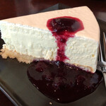 スイーツカフェ＆バー LOUNGE - チーズケーキ
